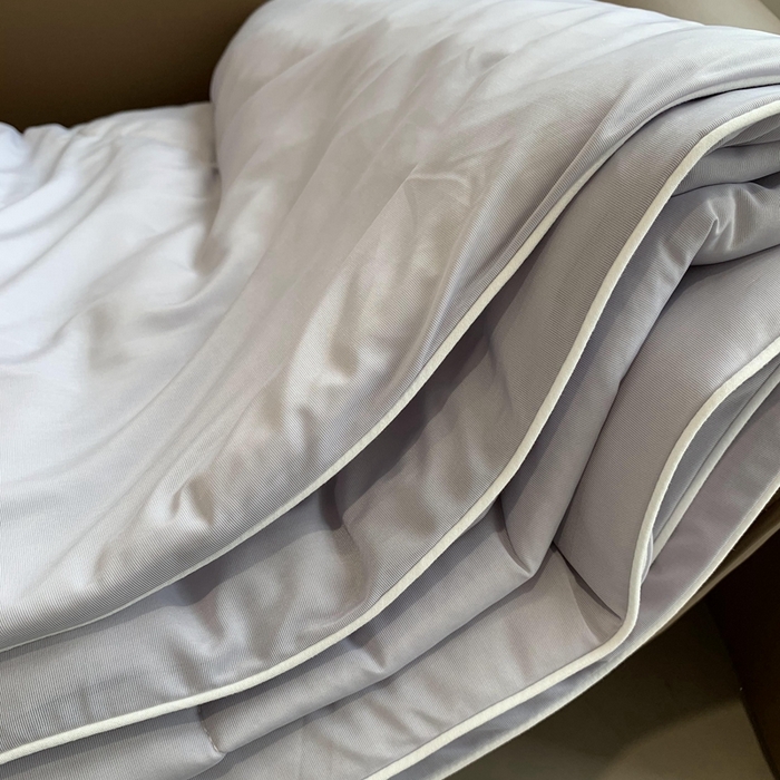 91家纺网 家纺一手货源 找家纺 奈萝家纺 2025新款A类凉感丝小凉皮夏被可机洗夏被新品空调被 幽兰拿铁