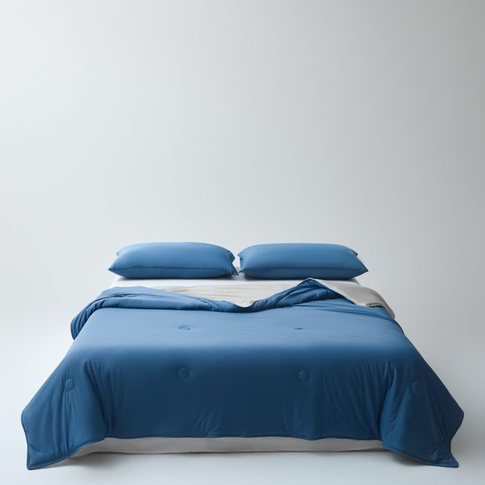 91家纺网 家纺一手货源 找家纺 欧邦 2025春夏新款Pro+深睡双面用锦纶夏被空调被 深海蓝