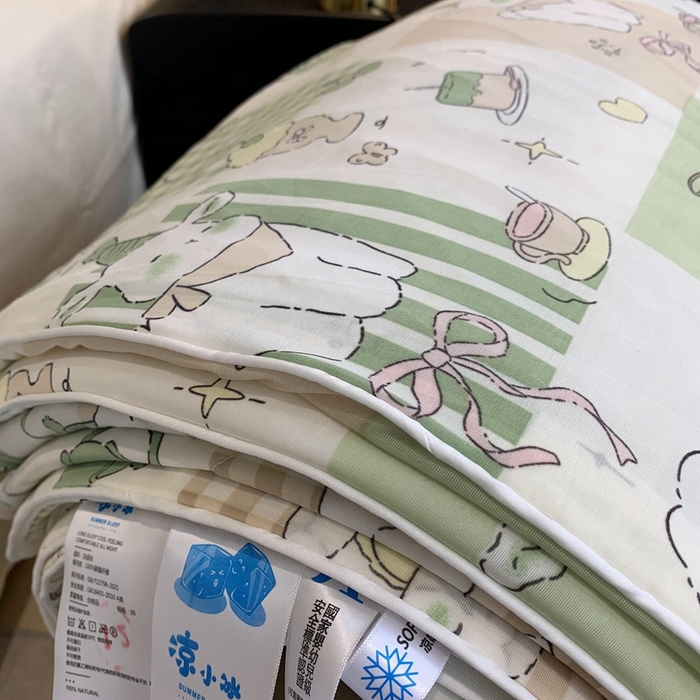 91家纺网 家纺一手货源 找家纺 奈萝家纺 2025新款A类凉感丝小凉皮夏被可机洗夏被新品空调被 生日派对