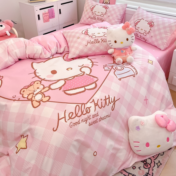 91家纺网 家纺一手货源 找家纺 暮思家居 2025新款正版授权三丽鸥大阪全棉数码印花纯棉四件套系列-第三批(专版花型) 大版-爱心KT