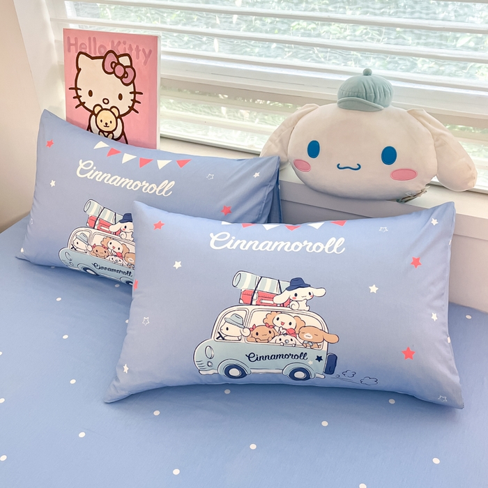 91家纺网 家纺一手货源 找家纺 暮思家居 2025新款正版授权三丽鸥大阪全棉数码印花纯棉四件套系列-第三批(专版花型) 大版-伙伴玉桂狗