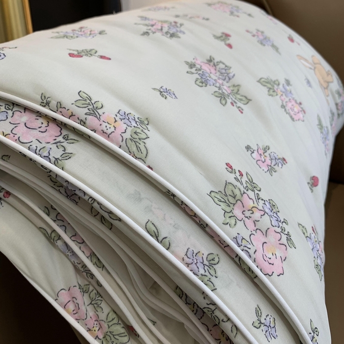 91家纺网 家纺一手货源 找家纺 奈萝家纺 2025新款A类凉感丝小凉皮夏被可机洗夏被新品空调被 小熊玩偶