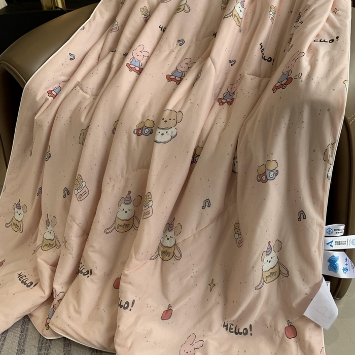 91家纺网 家纺一手货源 找家纺 奈萝家纺 2025新款A类凉感丝小凉皮夏被可机洗夏被新品空调被 小兔粉