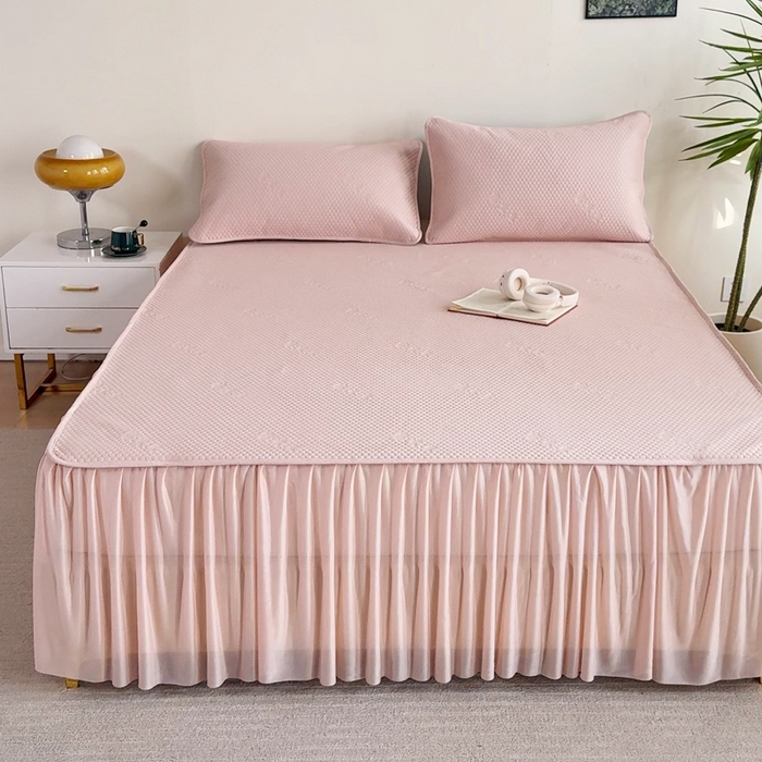 91家纺网 家纺一手货源 找家纺 许林2025新款凉豆豆床裙 北欧粉