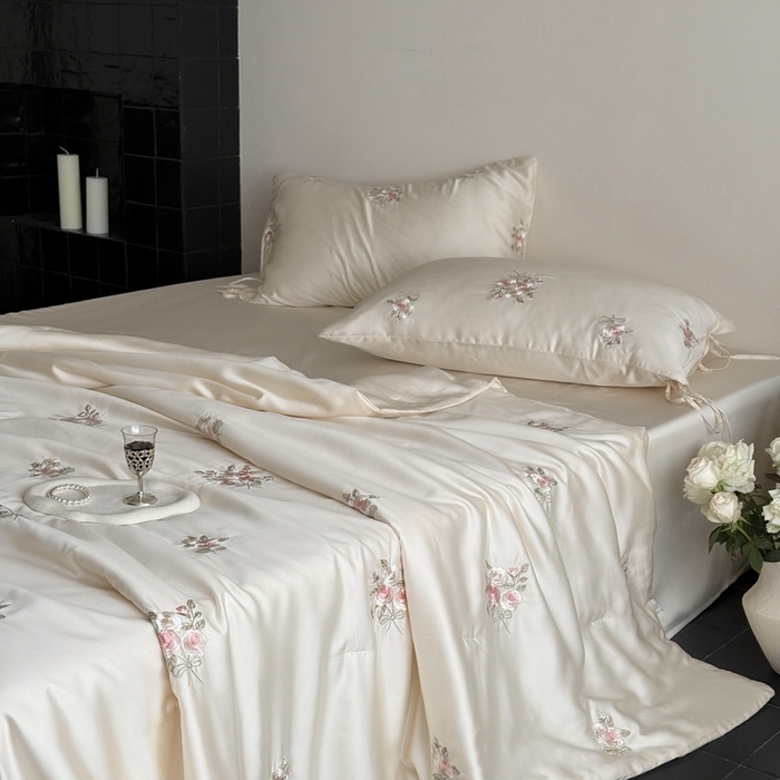 鹿班家居 2025新款夏季60S莱赛尔刺绣夏被夏凉被空调被—玫瑰甜心(标准会员-20元) 白色