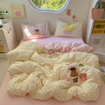 91家纺网 家纺一手货源 找家纺 茉礼 2025新款云朵棉毛巾绣印花四件套 蘑菇兔