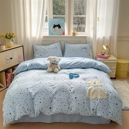 91家纺网 家纺一手货源 找家纺 （总）我心家纺 2025新款简约贴布绣系列四件套学生三件套