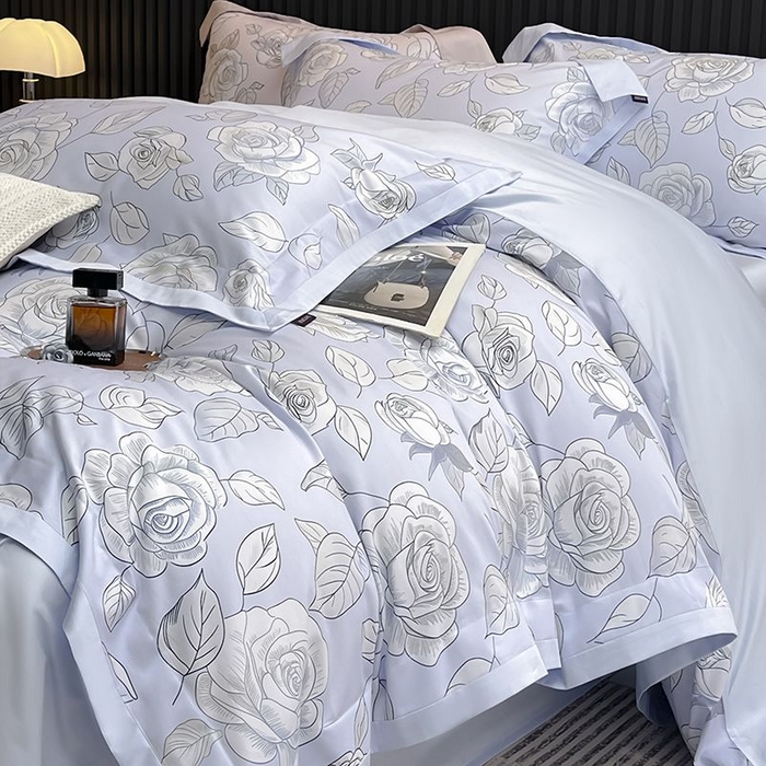 91家纺网 家纺一手货源 找家纺 2025新款夏季热款A类母婴级数码印花全棉四件套高端纯棉被套长绒棉床单床笠床上用品 沐熙-蓝