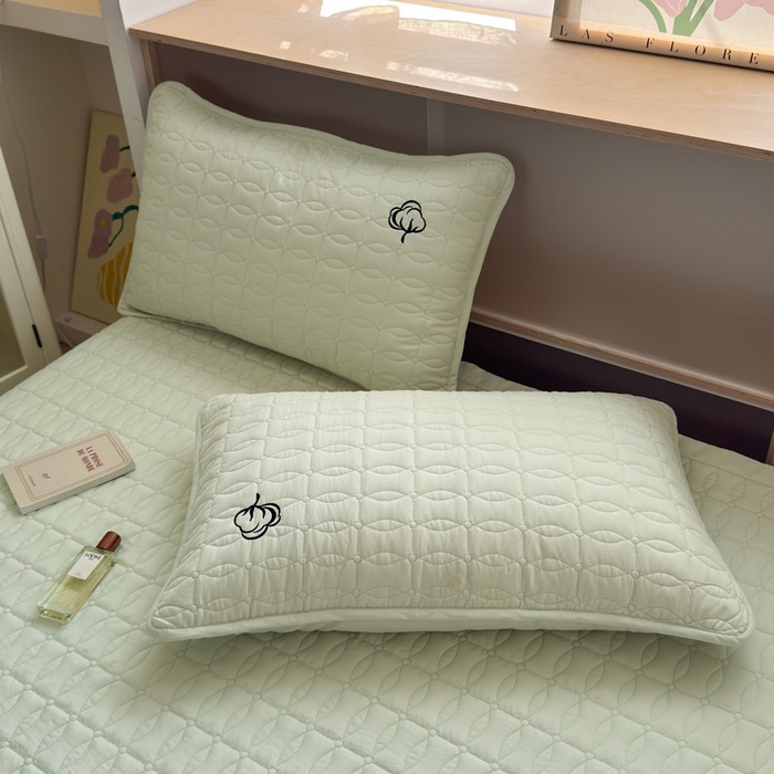 91家纺网 家纺一手货源 找家纺 云雀 2025新款A类加棉刺绣棉花床笠+盖毯 棉花盖毯-豆绿