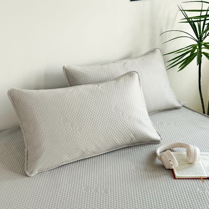 91家纺网 家纺一手货源 找家纺 许林2025新款凉豆豆床席 简约金