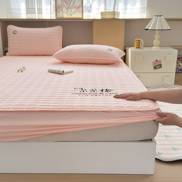 91家纺网 家纺一手货源 找家纺 云雀 2025新款A类加棉刺绣棉花床笠+盖毯 棉花床笠-玉粉