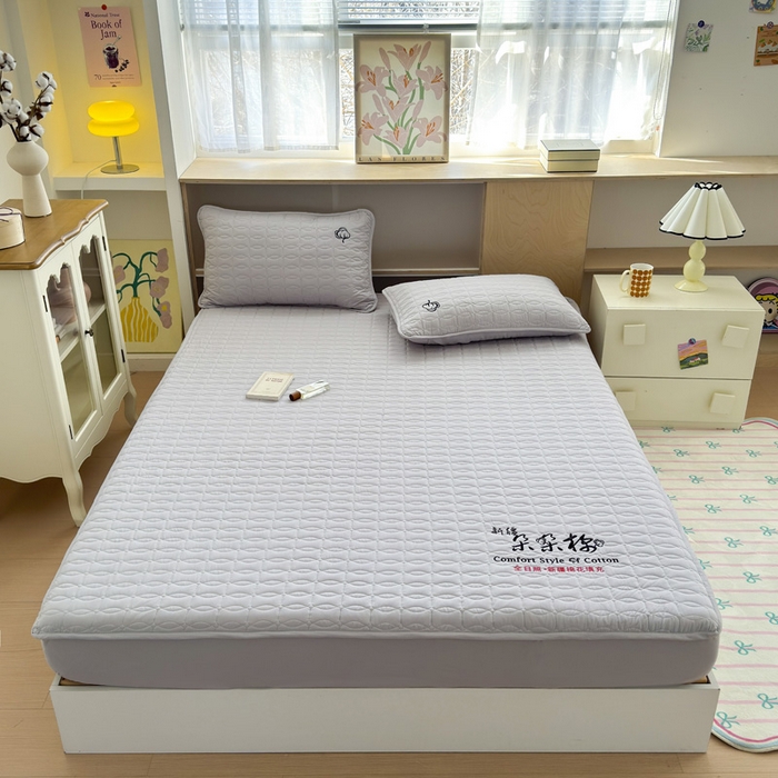 91家纺网 家纺一手货源 找家纺 云雀 2025新款A类加棉刺绣棉花床笠+盖毯 棉花床笠-灰