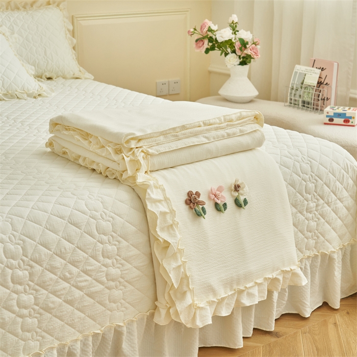 91家纺网 家纺一手货源 找家纺 恒爱家纺 2025新款A类泡泡纱夏被夏凉被空调被四件套-杜鹃 象牙白