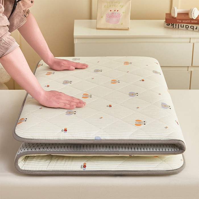 91家纺网 家纺一手货源 找家纺 丽诺床垫 2025新款全棉抗菌三明治学生床垫 小象宝