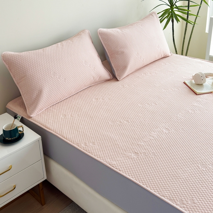 91家纺网 家纺一手货源 找家纺 许林2025新款凉豆豆床席 简约粉