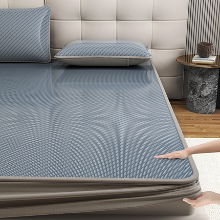 91家纺网 家纺一手货源 找家纺 （总）欧邦 2025春夏新款水某星同款斜纹提花冰丝席三件套