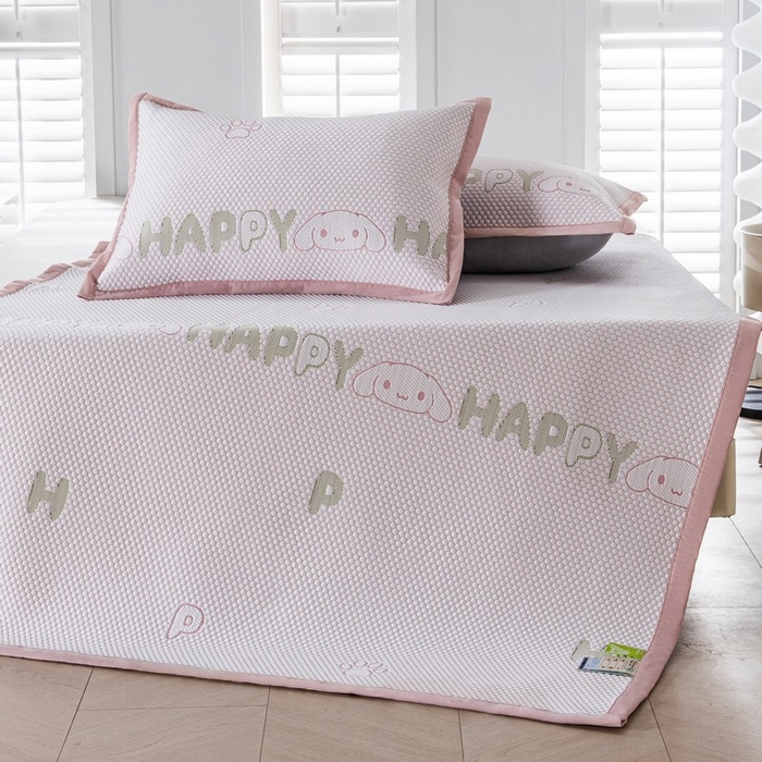 91家纺网 家纺一手货源 找家纺 尚品凤凰 2025新款凉感豆豆席提花三件套 玉桂狗-粉