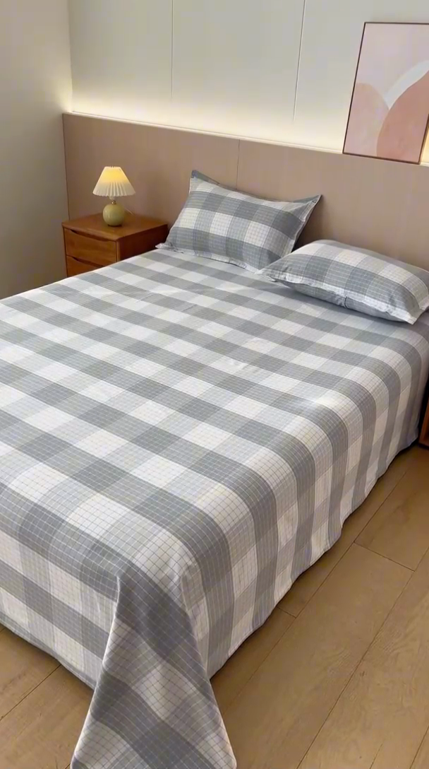 91家纺网 家纺一手货源 找家纺 居美良品 2025新款A类传统非遗手工粗布凉席三件套100%全棉色织床单 素雅-灰格