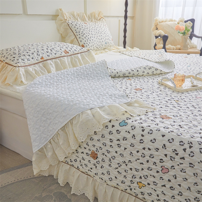 91家纺网 家纺一手货源 找家纺 恒爱家纺 2025新款全棉纯棉韩版印花床盖三件套 泡泡熊