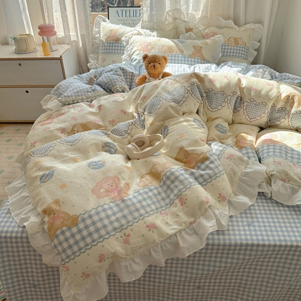 91家纺网 家纺一手货源 找家纺 （总）六巷胡同 2025新款韩式INS卡通减龄花边款全棉四件套（第三系）