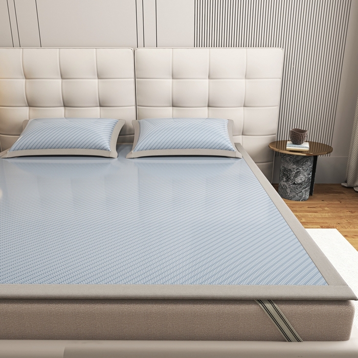 91家纺网 家纺一手货源 找家纺 欧邦 2025春夏新款水某星同款斜纹提花冰丝席三件套 凉席款-水蓝