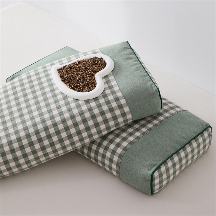 91家纺网 家纺一手货源 找家纺 大熊2025新款全棉水洗棉色织荞麦枕 宫廷荞麦枕-绿20*50*9cm