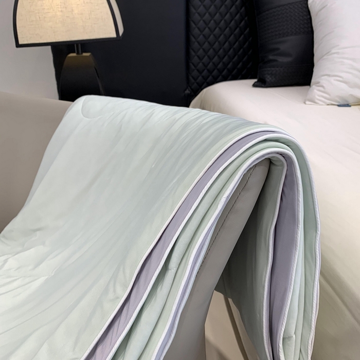 91家纺网 家纺一手货源 找家纺 奈萝家纺 2025新款A类凉感丝小凉皮夏被可机洗夏被新品空调被 香草奶冻