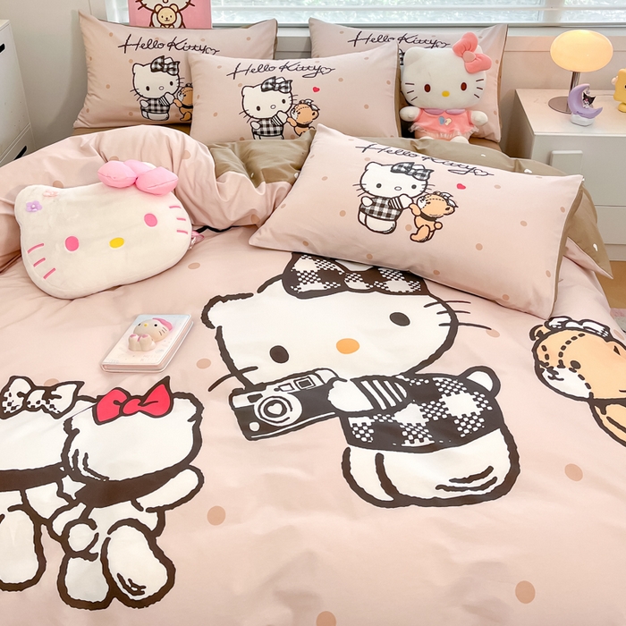 91家纺网 家纺一手货源 找家纺 暮思家居 2025新款正版授权三丽鸥大阪全棉数码印花纯棉四件套系列-第三批(专版花型) 大版-时尚KT