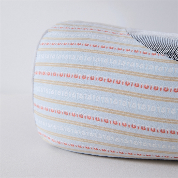 91家纺网 家纺一手货源 找家纺 大熊枕芯2025新款3d条纹荞麦枕 元宝荞麦枕-灰45*15cm