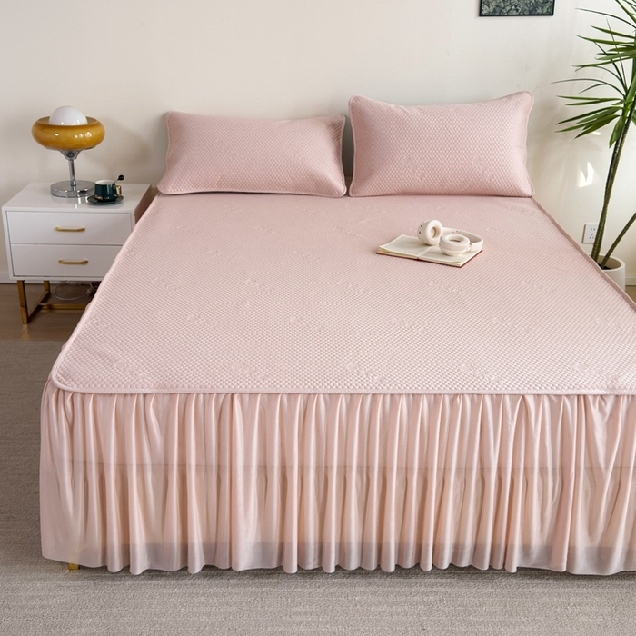 91家纺网 家纺一手货源 找家纺 许林2025新款凉豆豆床裙 北欧粉