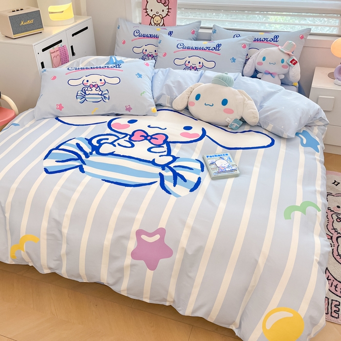 91家纺网 家纺一手货源 找家纺 暮思家居 2025新款正版授权三丽鸥大阪全棉数码印花纯棉四件套系列-第三批(专版花型) 大版-糖果玉桂狗