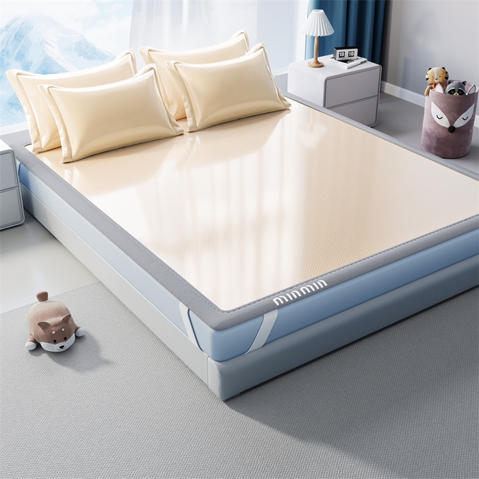 91家纺网 家纺一手货源 找家纺 星座家纺 2025新款斜纹冰丝凉席三件套-绣花款 杏仁咖