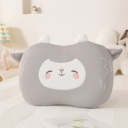 91家纺网 家纺一手货源 找家纺 （总）温蔓2025新款凉感丝可爱小羊记忆棉猫肚枕