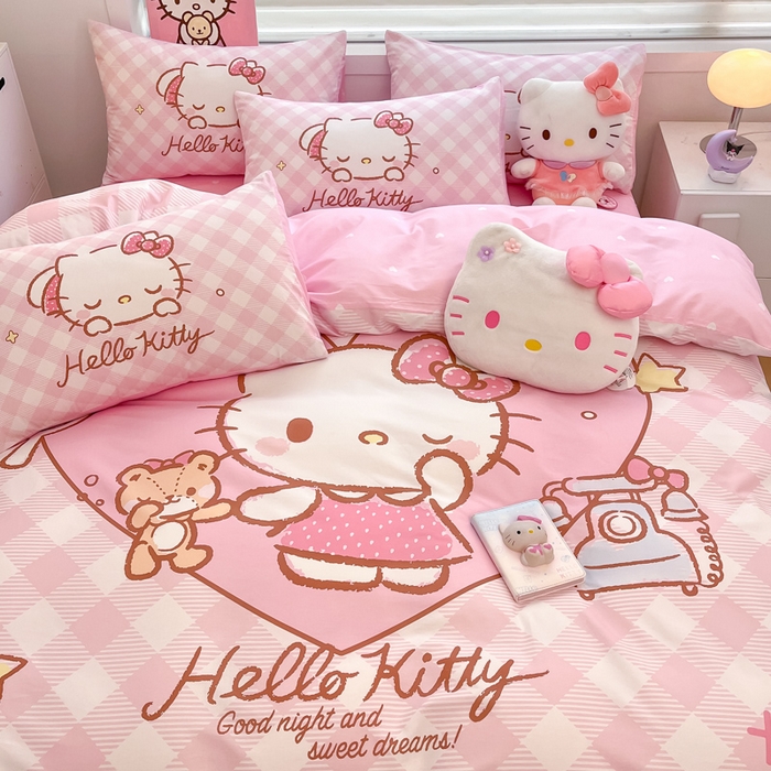 91家纺网 家纺一手货源 找家纺 暮思家居 2025新款正版授权三丽鸥大阪全棉数码印花纯棉四件套系列-第三批(专版花型) 大版-爱心KT