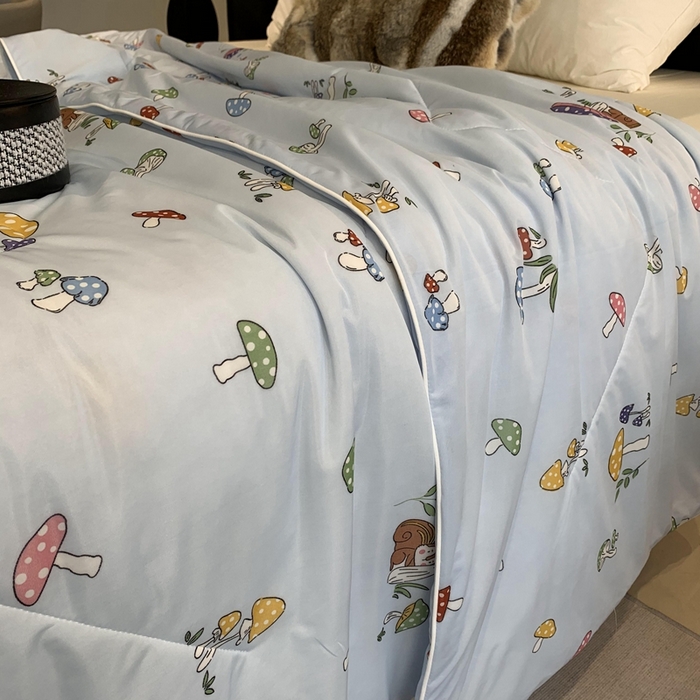 91家纺网 家纺一手货源 找家纺 奈萝家纺 2025新款A类凉感丝小凉皮夏被可机洗夏被新品空调被 小蘑菇