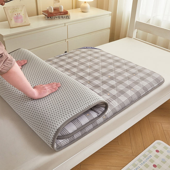 91家纺网 家纺一手货源 找家纺 丽诺床垫 2025新款全棉抗菌三明治学生床垫 兰诺