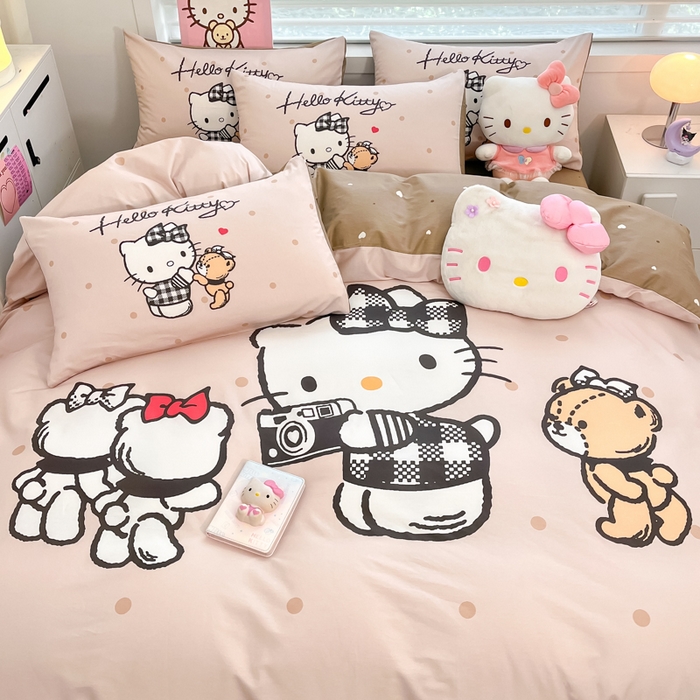 91家纺网 家纺一手货源 找家纺 暮思家居 2025新款正版授权三丽鸥大阪全棉数码印花纯棉四件套系列-第三批(专版花型) 大版-时尚KT