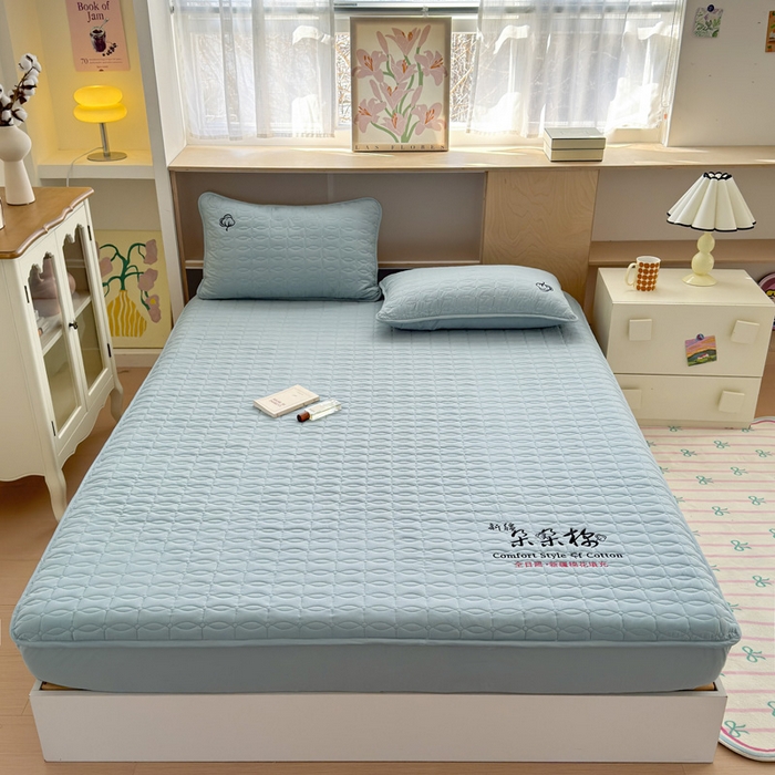 91家纺网 家纺一手货源 找家纺 云雀 2025新款A类加棉刺绣棉花床笠+盖毯 棉花床笠-雾霾蓝