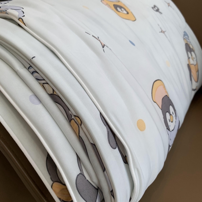 91家纺网 家纺一手货源 找家纺 奈萝家纺 2025新款A类凉感丝小凉皮夏被可机洗夏被新品空调被 小企鹅