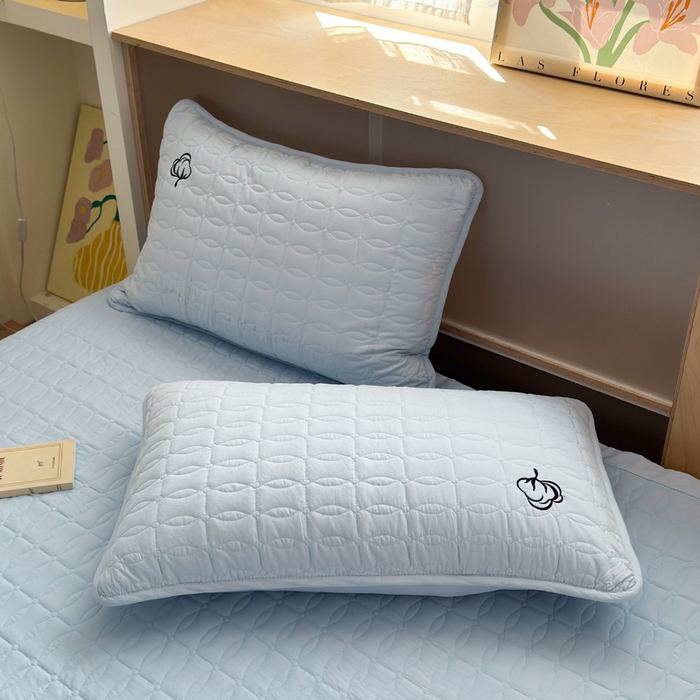 91家纺网 家纺一手货源 找家纺 云雀 2025新款A类加棉刺绣棉花床笠+盖毯 棉花盖毯-浅蓝