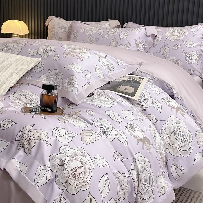 91家纺网 家纺一手货源 找家纺 2025新款夏季热款A类母婴级数码印花全棉四件套高端纯棉被套长绒棉床单床笠床上用品 沐熙-紫