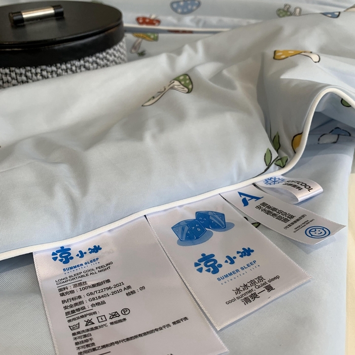 91家纺网 家纺一手货源 找家纺 奈萝家纺 2025新款A类凉感丝小凉皮夏被可机洗夏被新品空调被 小蘑菇