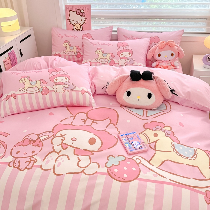 91家纺网 家纺一手货源 找家纺 暮思家居 2025新款正版授权三丽鸥大阪全棉数码印花纯棉四件套系列-第三批(专版花型) 大版-条纹美乐蒂