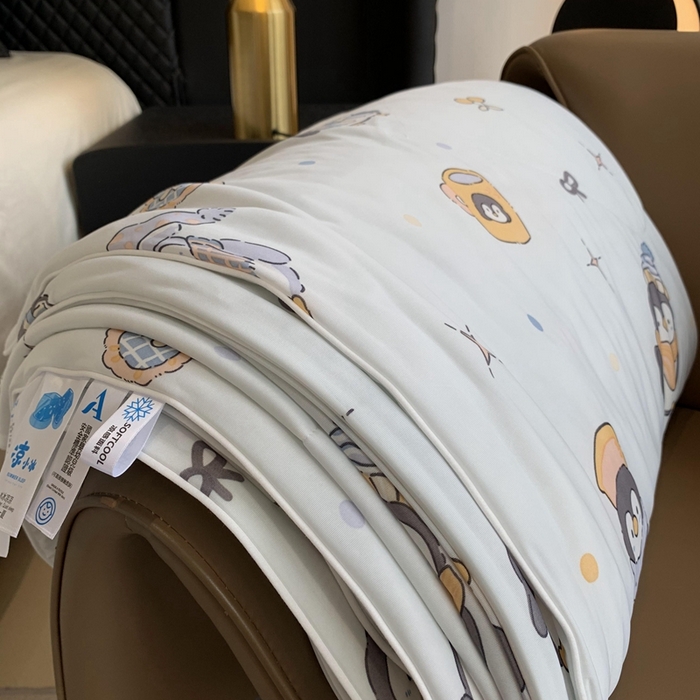 91家纺网 家纺一手货源 找家纺 奈萝家纺 2025新款A类凉感丝小凉皮夏被可机洗夏被新品空调被 小企鹅