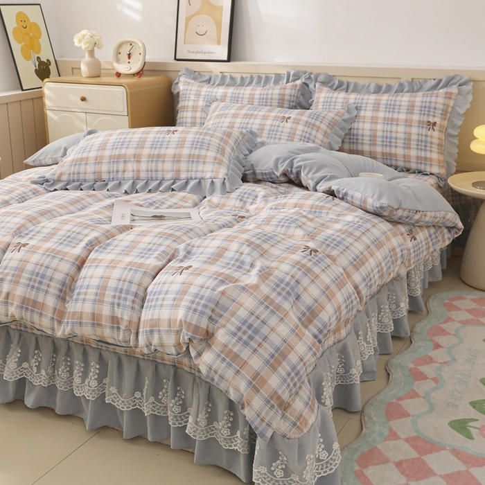 91家纺网 家纺一手货源 找家纺 铠畅  2025新款法式花边云朵棉床盖款夏被四件套 格兰情调