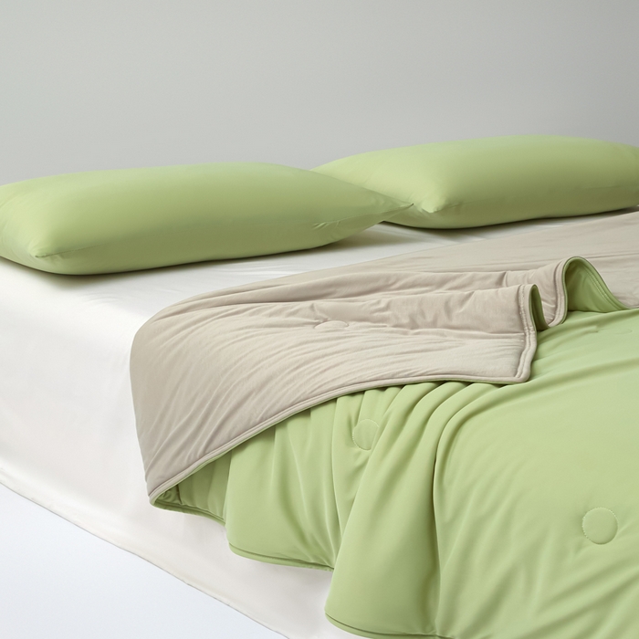 91家纺网 家纺一手货源 找家纺 欧邦 2025春夏新款Pro+深睡双面用锦纶夏被空调被 松柏绿