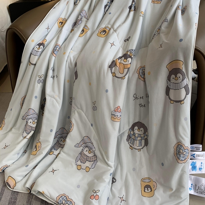 91家纺网 家纺一手货源 找家纺 奈萝家纺 2025新款A类凉感丝小凉皮夏被可机洗夏被新品空调被 小企鹅