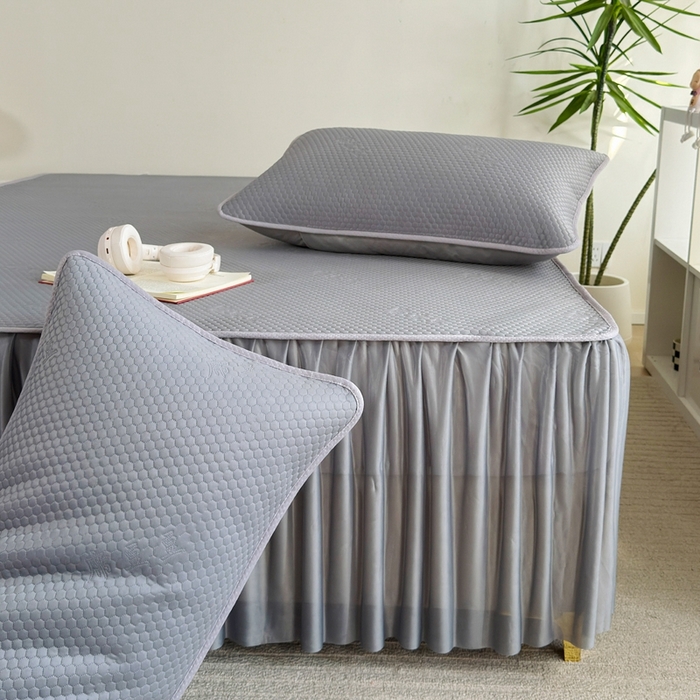 91家纺网 家纺一手货源 找家纺 许林2025新款凉豆豆床裙 北欧灰