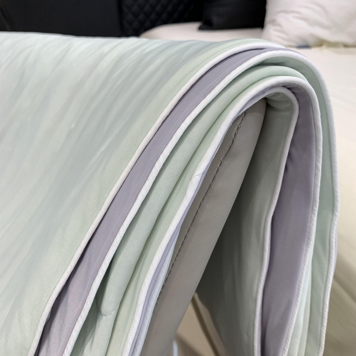 91家纺网 家纺一手货源 找家纺 奈萝家纺 2025新款A类凉感丝小凉皮夏被可机洗夏被新品空调被 香草奶冻