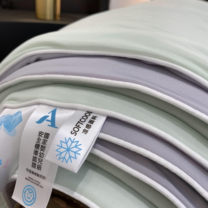 91家纺网 家纺一手货源 找家纺 奈萝家纺 2025新款A类凉感丝小凉皮夏被可机洗夏被新品空调被 香草奶冻